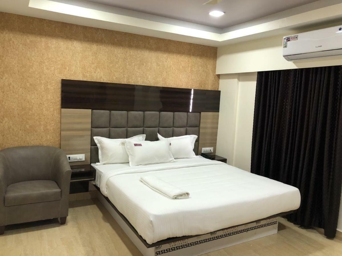 Abm Express Inn Бангалор Екстериор снимка